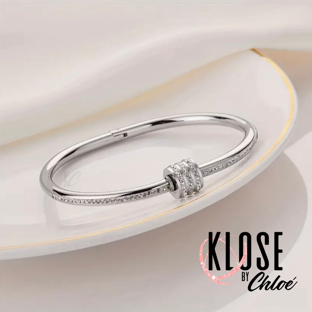 CHLOÉ  Spiral Twist Clasp Bangle